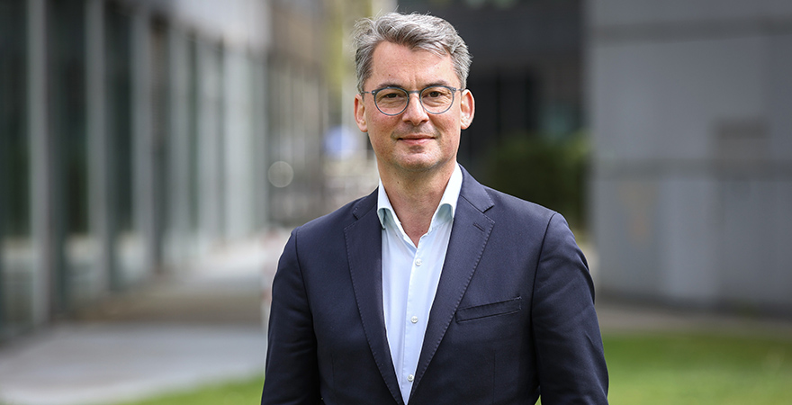 Logo - Jörg Mertens ist neuer CFO der xSuite Group